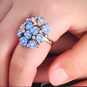 Multi color flower ring